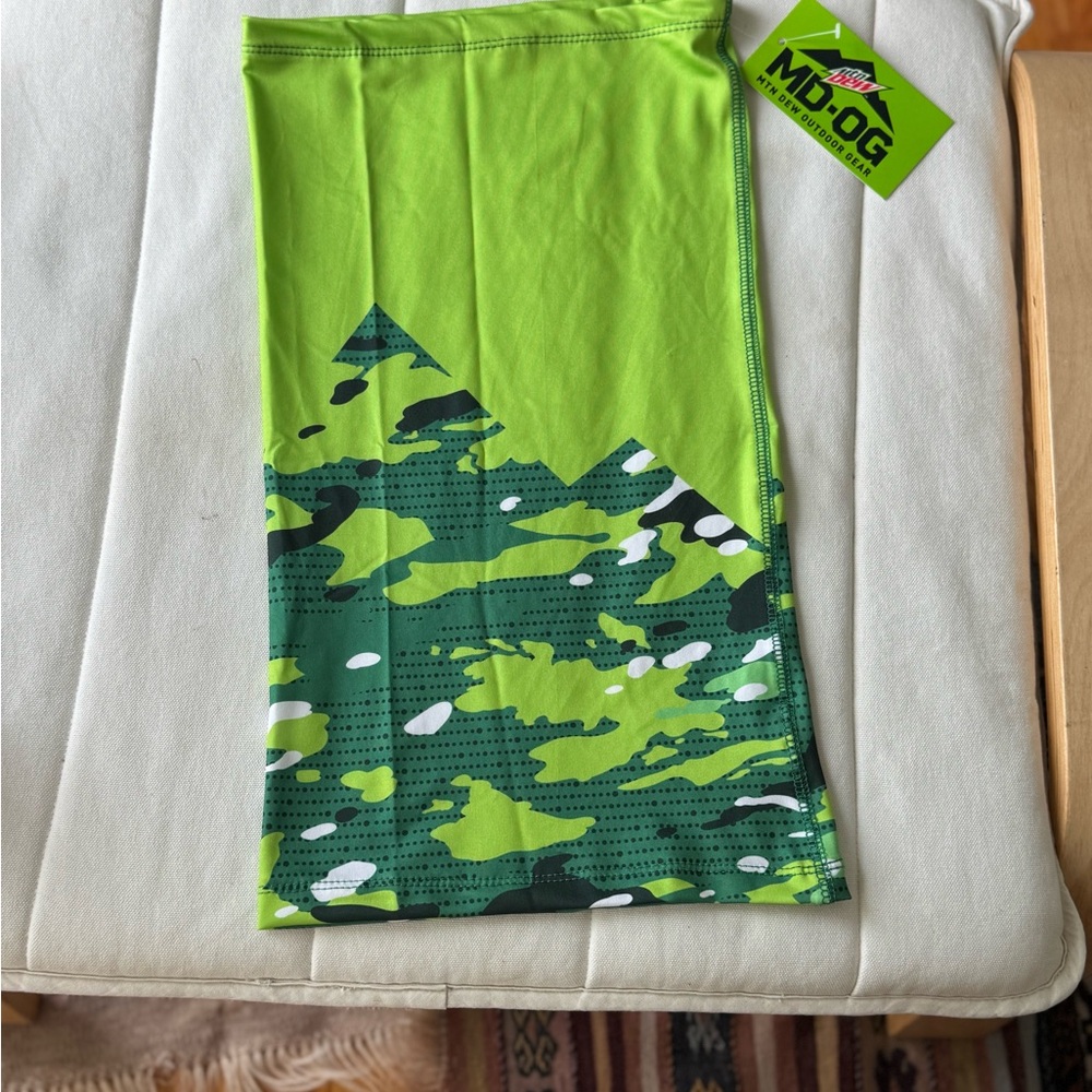 Mountain Dew Neck Garter